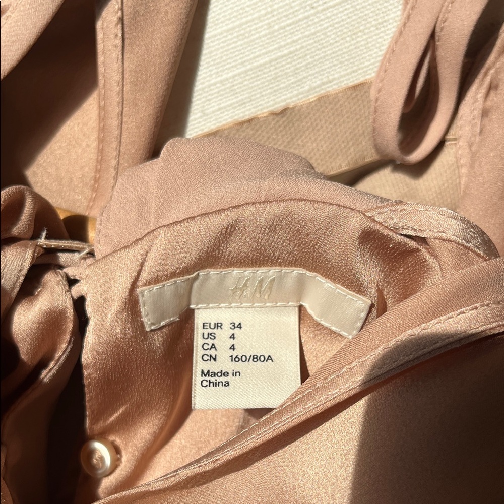 H&M Blush Pink Mini Dress Size 4 - Picture 3 of 7